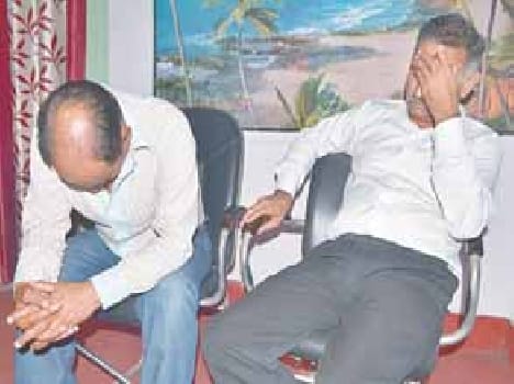 Bribe taker Babu and peons arrested